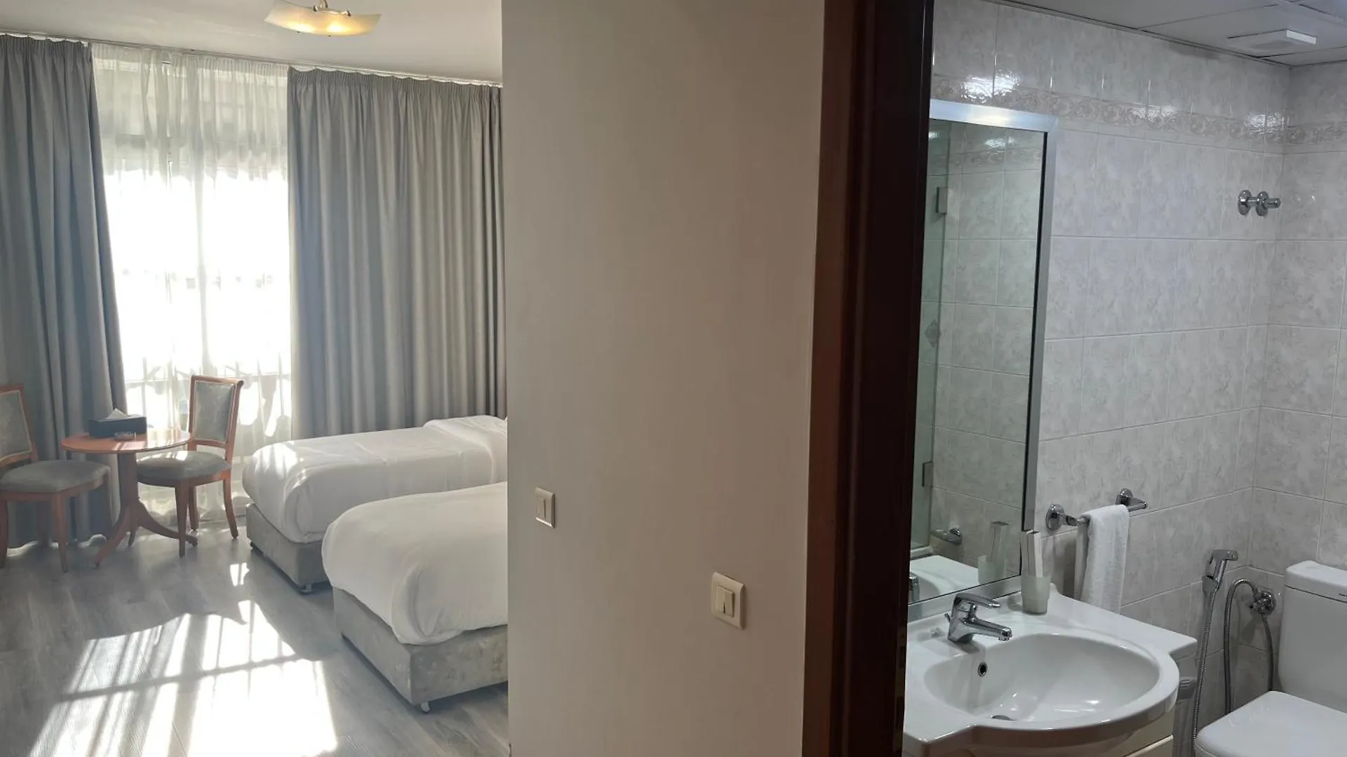ביירות El Sheikh Suites Hotel