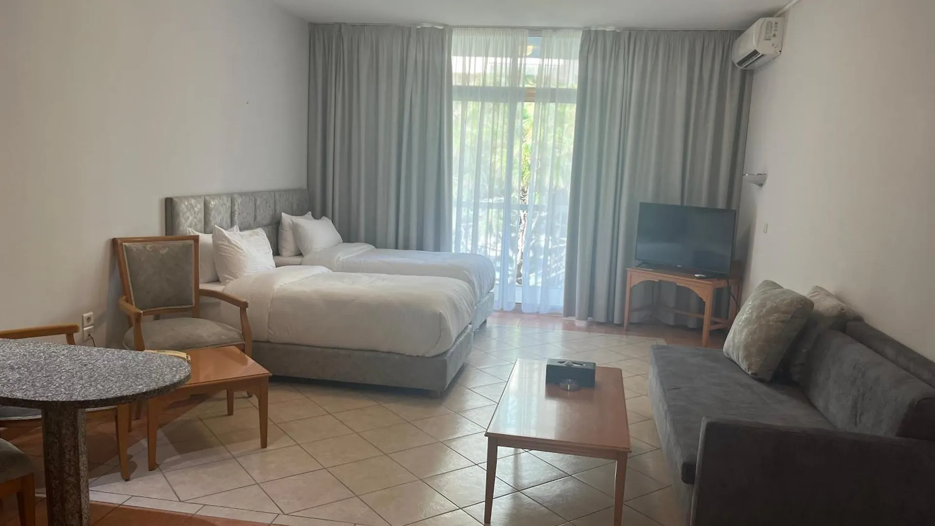 El Sheikh Suites Hotel Beirut Lebanon