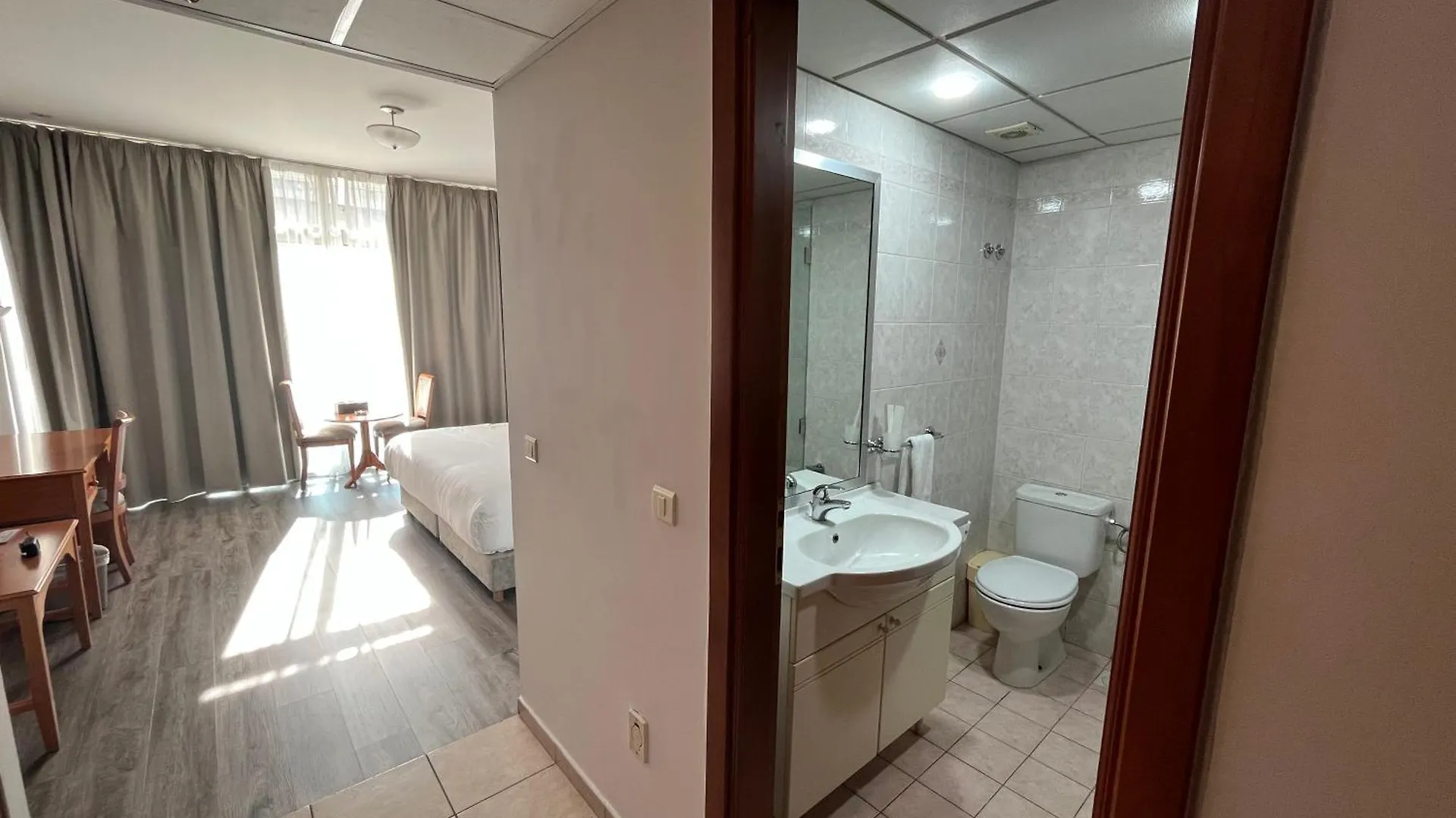 El Sheikh Suites Hotel Beirut Lebanon